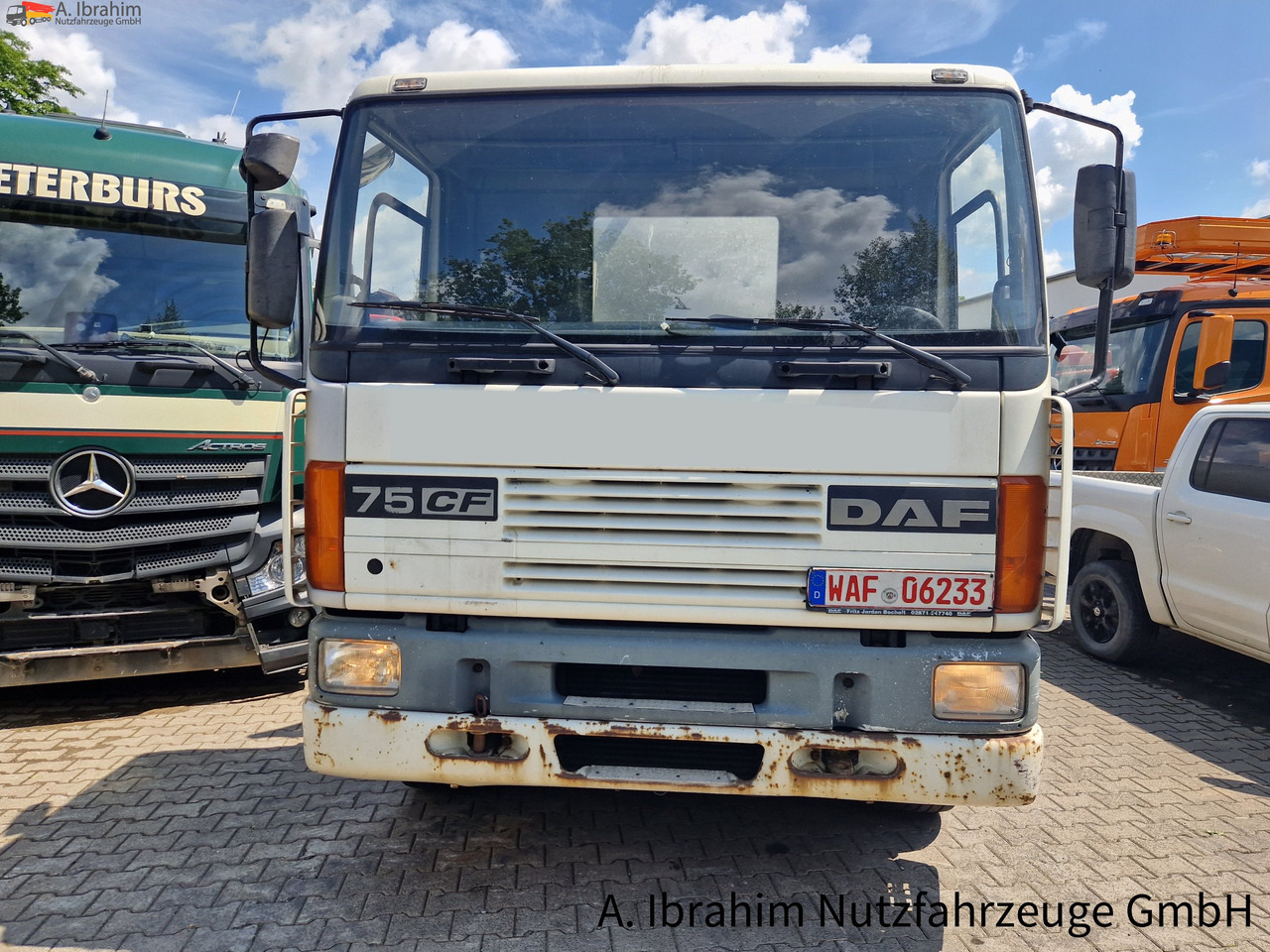 Camion citerne Daf CF 290 Wassertank 13500 L, Tank verzinkt Vorlauf- Lift- Lenkachse: photos 9 Camion citerne Daf CF 290 Wassertank 13500 L, Tank verzinkt Vorlauf- Lift- Lenkachse: photos 9