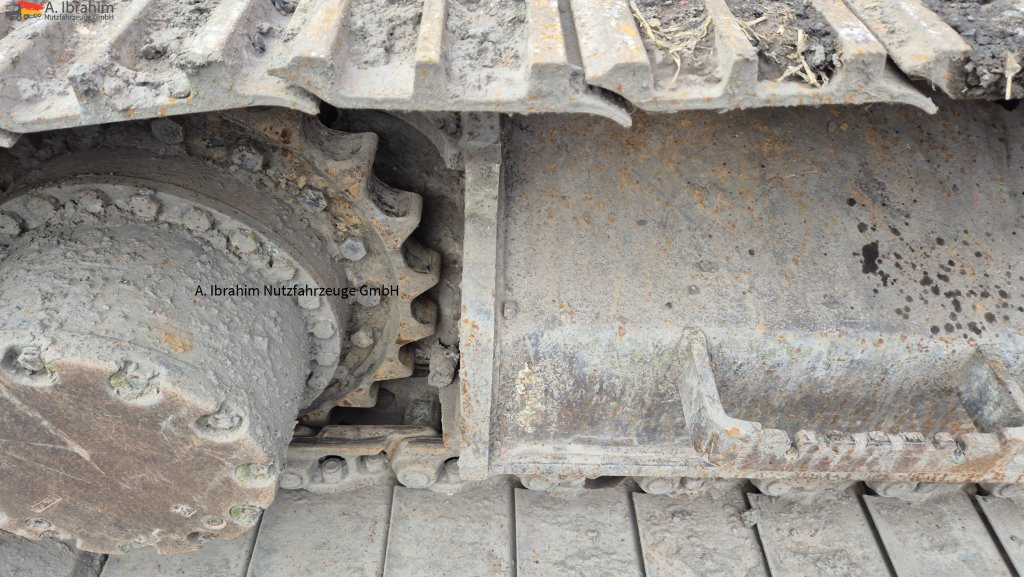 Hitachi 225 USLC - Pelle sur chenille: photos 4 Hitachi 225 USLC - Pelle sur chenille: photos 4