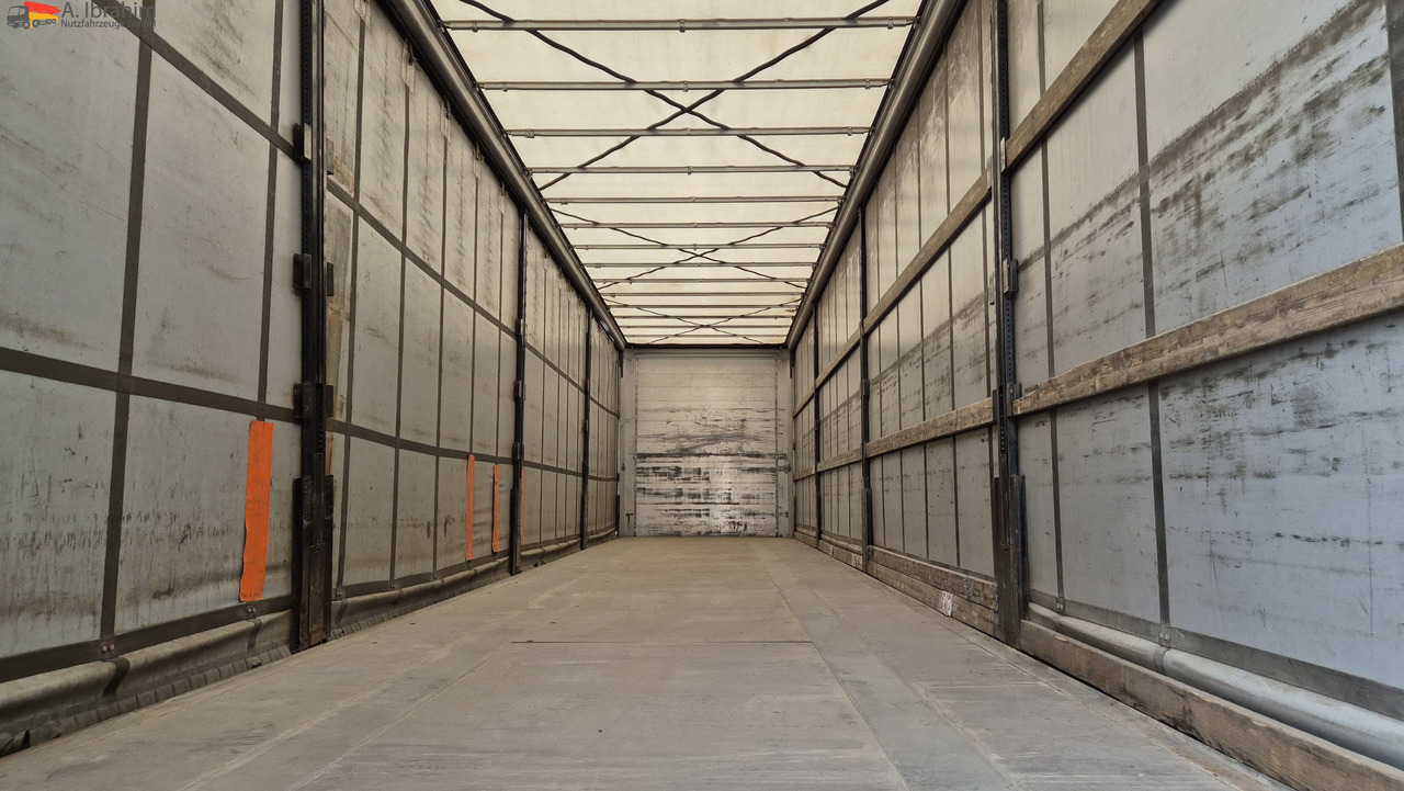 Kögel SN24 Standard, neutrale Plane Edscha, XXL Zertifikat - Semi-remorque rideaux coulissants: photos 4 Kögel SN24 Standard, neutrale Plane Edscha, XXL Zertifikat - Semi-remorque rideaux coulissants: photos 4