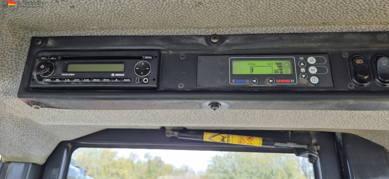 Komatsu WA 250 Zustand technisch ok, optisch 3-4 Unterlagen vorhanden - Chargeuse sur pneus: photos 5 Komatsu WA 250 Zustand technisch ok, optisch 3-4 Unterlagen vorhanden - Chargeuse sur pneus: photos 5