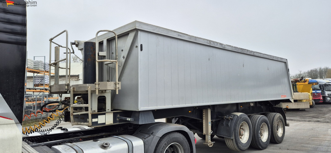Langendorf SKA24/30 Zustand normal - Semi-remorque benne: photos 1 Langendorf SKA24/30 Zustand normal - Semi-remorque benne: photos 1