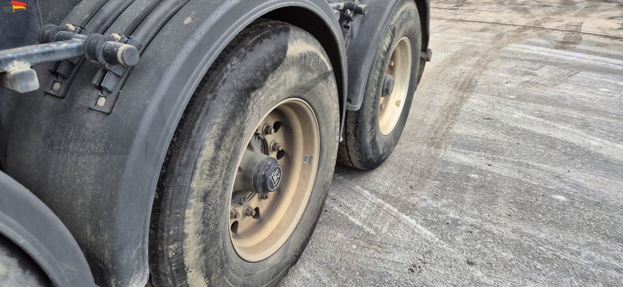 Langendorf SKS-HS 24/30 Isomulde, Liftachse, Scheibenbremse, Stahlmulde - Semi-remorque benne: photos 5 Langendorf SKS-HS 24/30 Isomulde, Liftachse, Scheibenbremse, Stahlmulde - Semi-remorque benne: photos 5