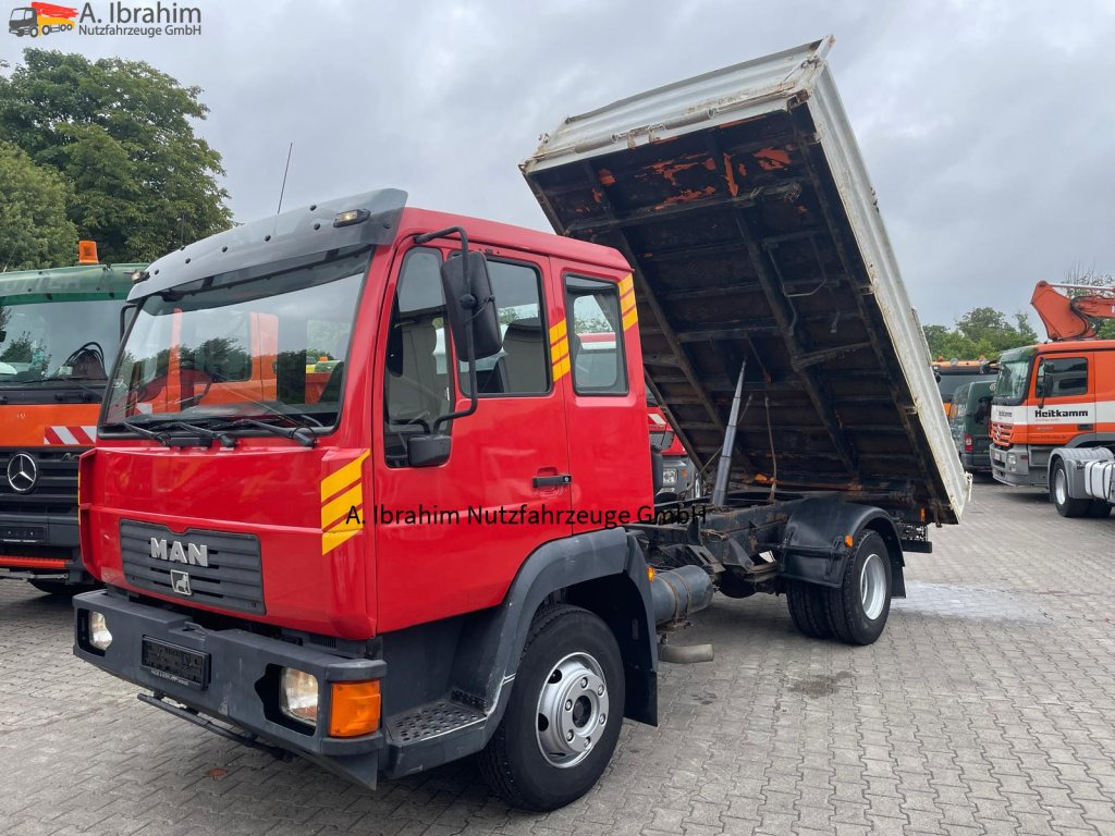 MAN L2000 Rost ja (Aufbau), sonst Zustand gut - Utilitaire benne: photos 1 MAN L2000 Rost ja (Aufbau), sonst Zustand gut - Utilitaire benne: photos 1