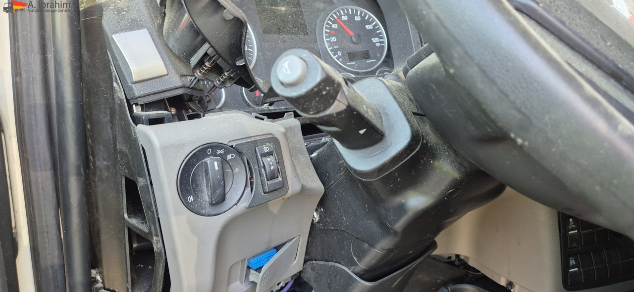 MAN TGL 8.160 4x2 Brotkoffer mit Kühlfach nicht fahrbereit ! nicht rollfähig - Utilitaire frigorifique: photos 2 MAN TGL 8.160 4x2 Brotkoffer mit Kühlfach nicht fahrbereit ! nicht rollfähig - Utilitaire frigorifique: photos 2