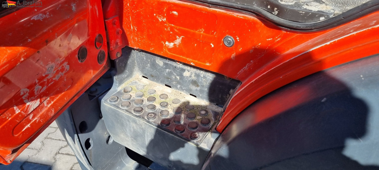 Mercedes-Benz 1722 Dachdeckerkran Cormach 30000 TECH, - Camion grue, Camion plateau: photos 5 Mercedes-Benz 1722 Dachdeckerkran Cormach 30000 TECH, - Camion grue, Camion plateau: photos 5