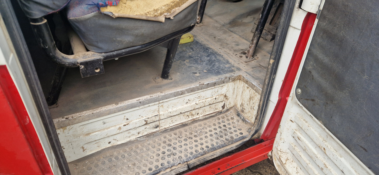 Mercedes-Benz 615D Doka Pritsche, Zustand gut - Utilitaire plateau, Utilitaire double cabine: photos 3 Mercedes-Benz 615D Doka Pritsche, Zustand gut - Utilitaire plateau, Utilitaire double cabine: photos 3