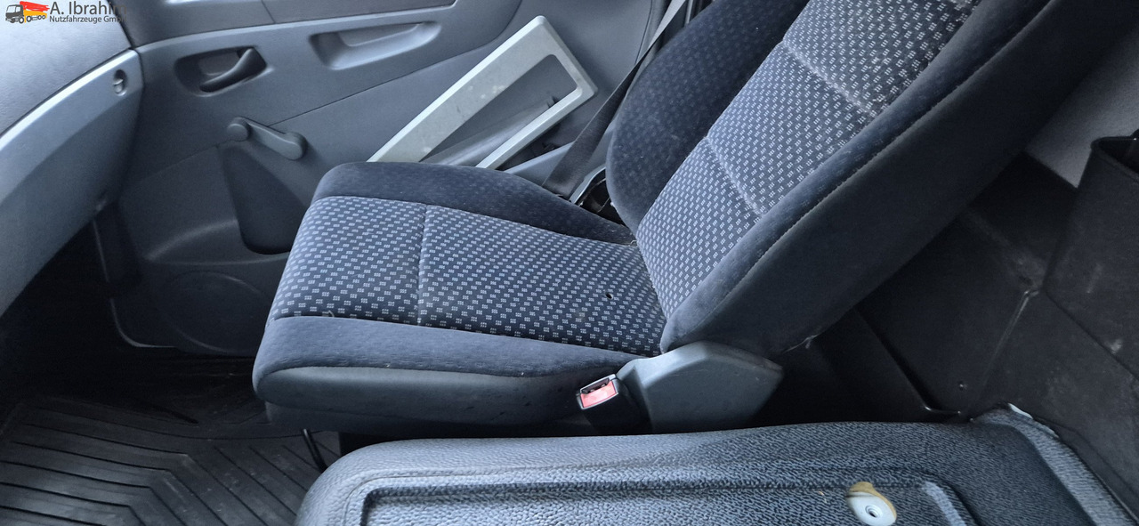 Mercedes-Benz 818L LBW, Luftfederung - Fourgon grand volume: photos 4 Mercedes-Benz 818L LBW, Luftfederung - Fourgon grand volume: photos 4