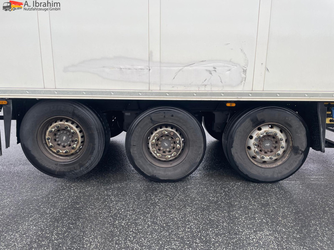 Schmitz Cargobull SKO24 | SCB*S3B | 39t Liftachse | Carrier Maxima I300 | 3 Achsen - Semi-remorque frigorifique: photos 3 Schmitz Cargobull SKO24 | SCB*S3B | 39t Liftachse | Carrier Maxima I300 | 3 Achsen - Semi-remorque frigorifique: photos 3