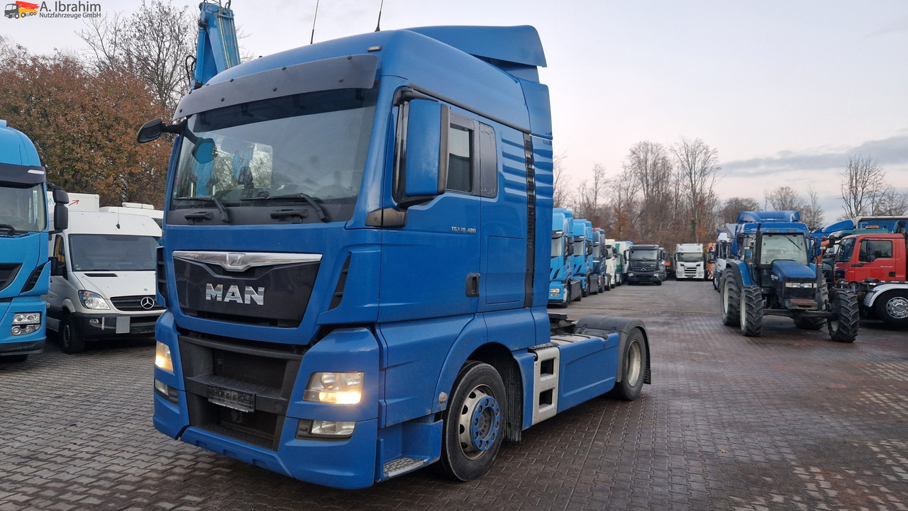 MAN 18.480 TGX XLX Retarder 2x Tank deutsches Fahrzeug, einsatzbereit - Tracteur routier: photos 1 MAN 18.480 TGX XLX Retarder 2x Tank deutsches Fahrzeug, einsatzbereit - Tracteur routier: photos 1