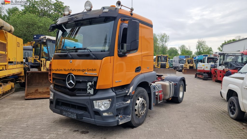 Mercedes-Benz 1840 Actros, 3x vorhanden, identisch deutsche Fahrzeuge einsatzbereit - Tracteur routier: photos 1 Mercedes-Benz 1840 Actros, 3x vorhanden, identisch deutsche Fahrzeuge einsatzbereit - Tracteur routier: photos 1