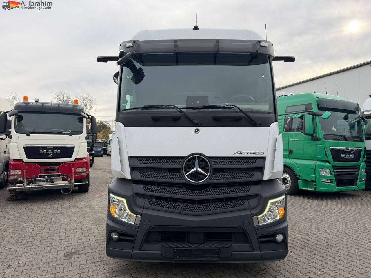 Tracteur routier Mercedes-Benz Actros 1846LS Streamspace | Retarder | Blatt Luft | Original Kilometer: photos 8