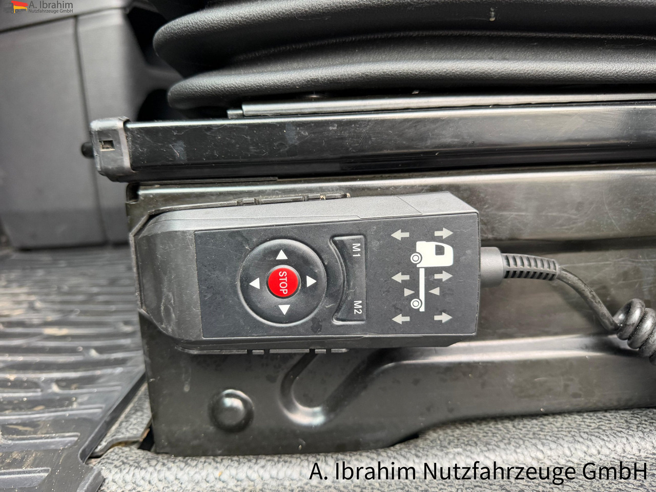 Mercedes-Benz Actros 1848 BigSpace | Retarder | Spoiler | Schubbodenhydraulik | 4x2 - Tracteur routier: photos 3 Mercedes-Benz Actros 1848 BigSpace | Retarder | Spoiler | Schubbodenhydraulik | 4x2 - Tracteur routier: photos 3