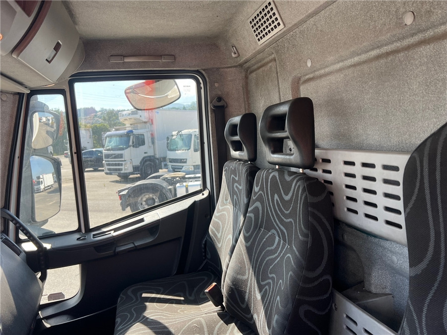 Camion frigorifique Iveco 140E25: photos 13