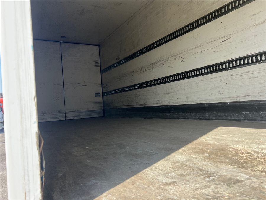 Camion frigorifique Iveco 140E25: photos 7