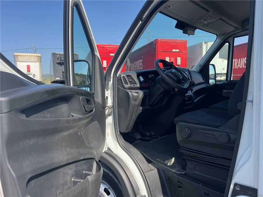 Camion fourgon Iveco 35C16H: photos 13