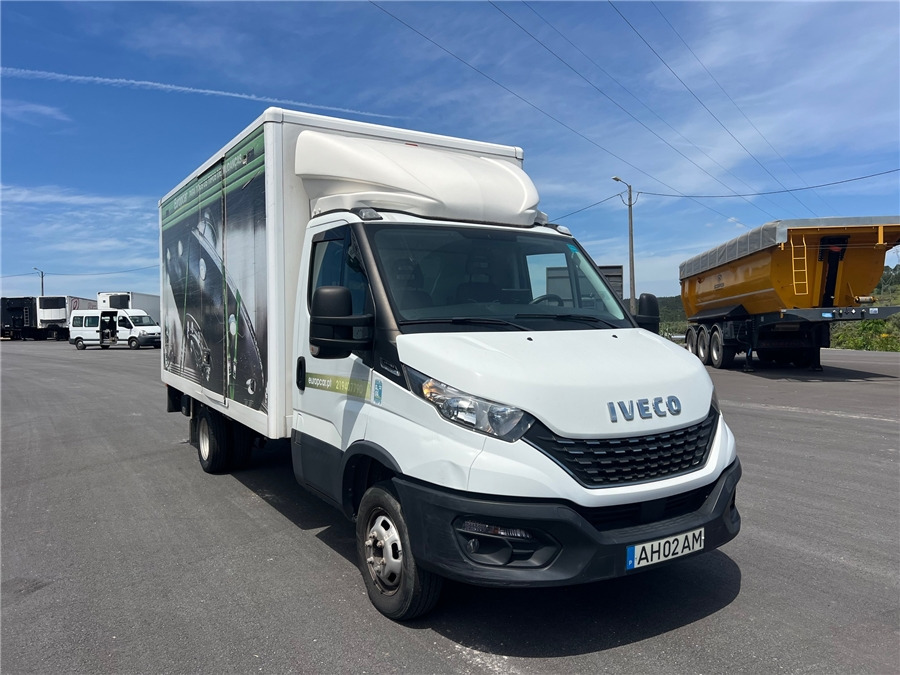 Iveco 35C16HA8 - Fourgon grand volume: photos 1 Iveco 35C16HA8 - Fourgon grand volume: photos 1