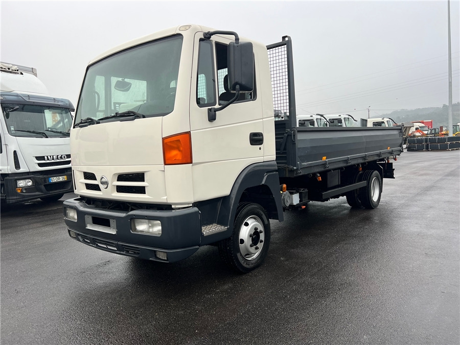 NISSAN ATLEON - Camion benne: photos 2 NISSAN ATLEON - Camion benne: photos 2