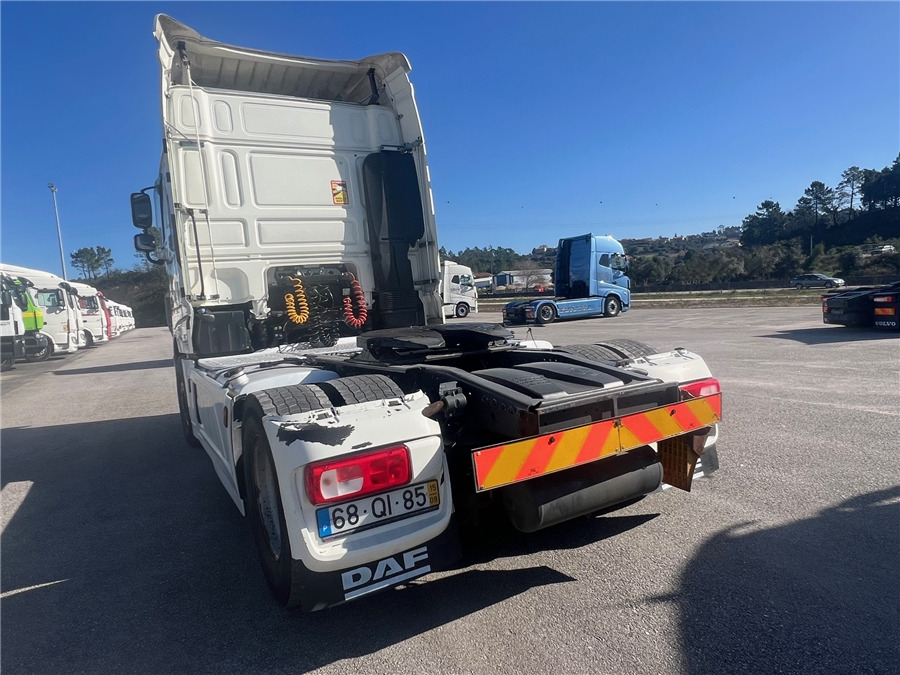 DAF XF 105 460 - Tracteur routier: photos 4 DAF XF 105 460 - Tracteur routier: photos 4