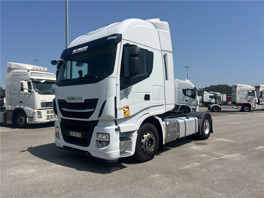 Iveco AS440S46T/P - Tracteur routier: photos 1 Iveco AS440S46T/P - Tracteur routier: photos 1