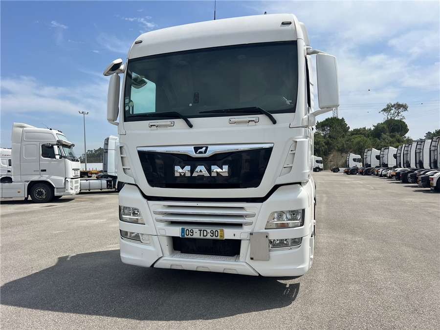 MAN TGX 18.460 - Tracteur routier: photos 2 MAN TGX 18.460 - Tracteur routier: photos 2