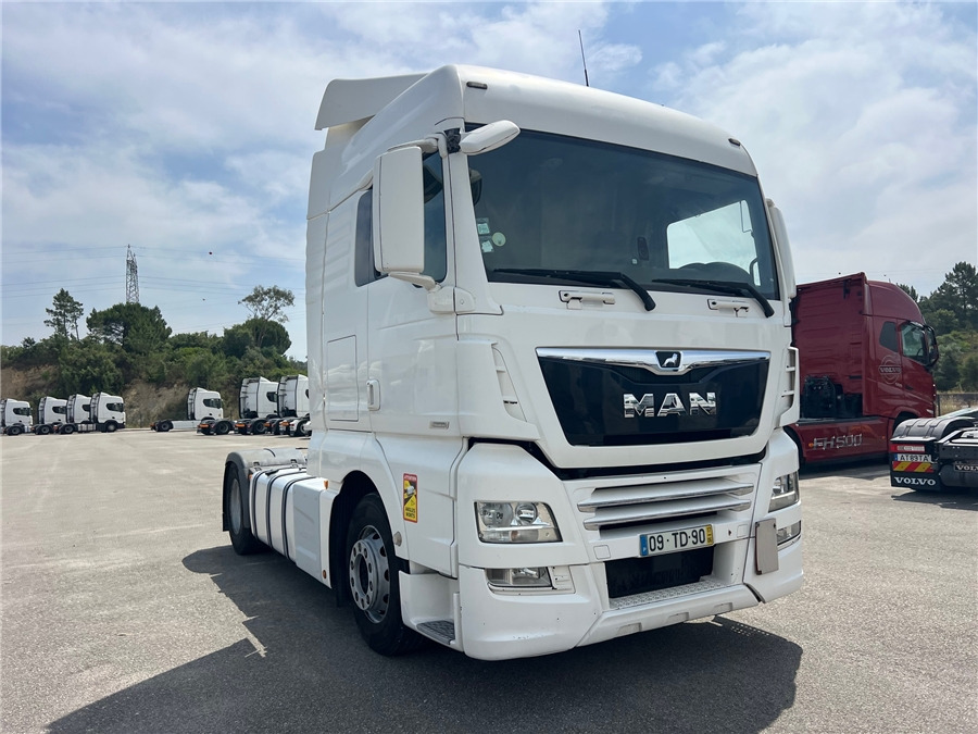 MAN TGX 18.460 - Tracteur routier: photos 3 MAN TGX 18.460 - Tracteur routier: photos 3