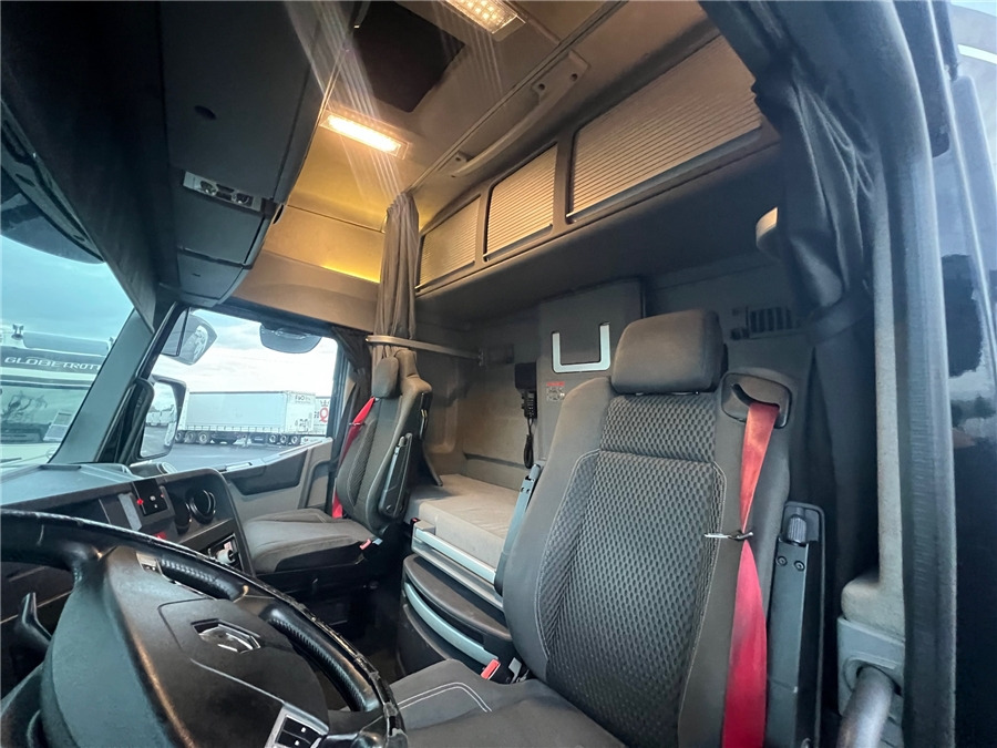 Tracteur routier Renault T 520 HIGHCAB: photos 12