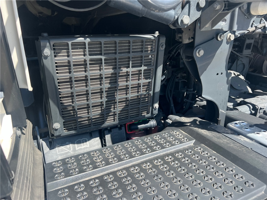 Tracteur routier Scania R450 / RETARDER: photos 12 Tracteur routier Scania R450 / RETARDER: photos 12