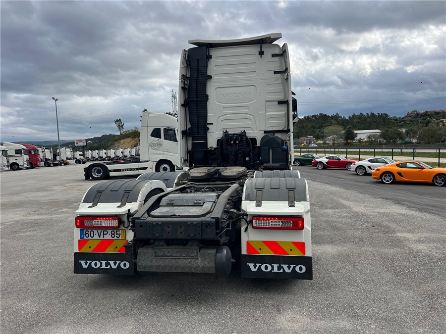 Volvo FH 650 / RETARDER - Tracteur routier: photos 5 Volvo FH 650 / RETARDER - Tracteur routier: photos 5