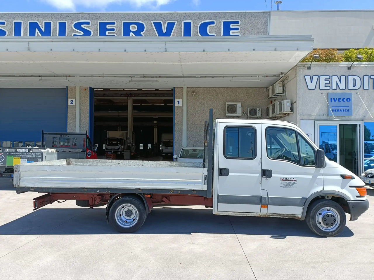 IVECO DAILY 35C11 - Utilitaire plateau: photos 4 IVECO DAILY 35C11 - Utilitaire plateau: photos 4
