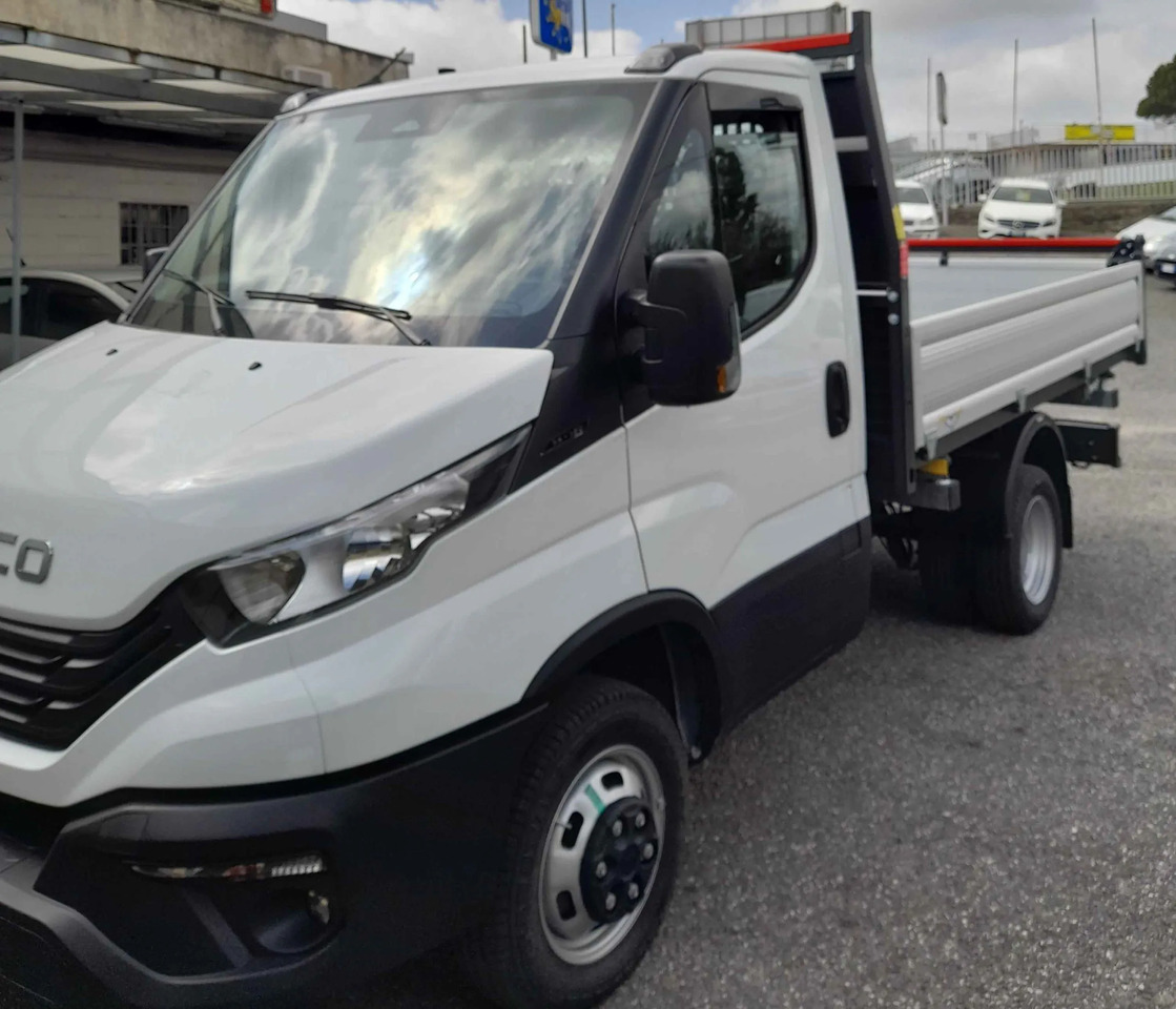 IVECO DAILY 35C12 2.3 RIBALTABILE 2025 NUOVO - Utilitaire benne: photos 1 IVECO DAILY 35C12 2.3 RIBALTABILE 2025 NUOVO - Utilitaire benne: photos 1