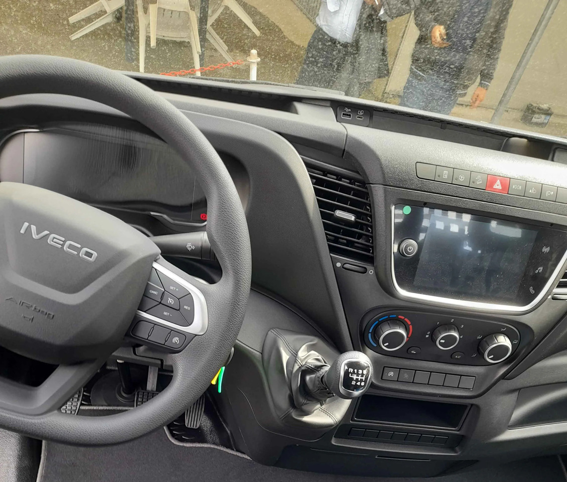 IVECO DAILY 35C12 2.3 RIBALTABILE 2025 NUOVO - Utilitaire benne: photos 4 IVECO DAILY 35C12 2.3 RIBALTABILE 2025 NUOVO - Utilitaire benne: photos 4