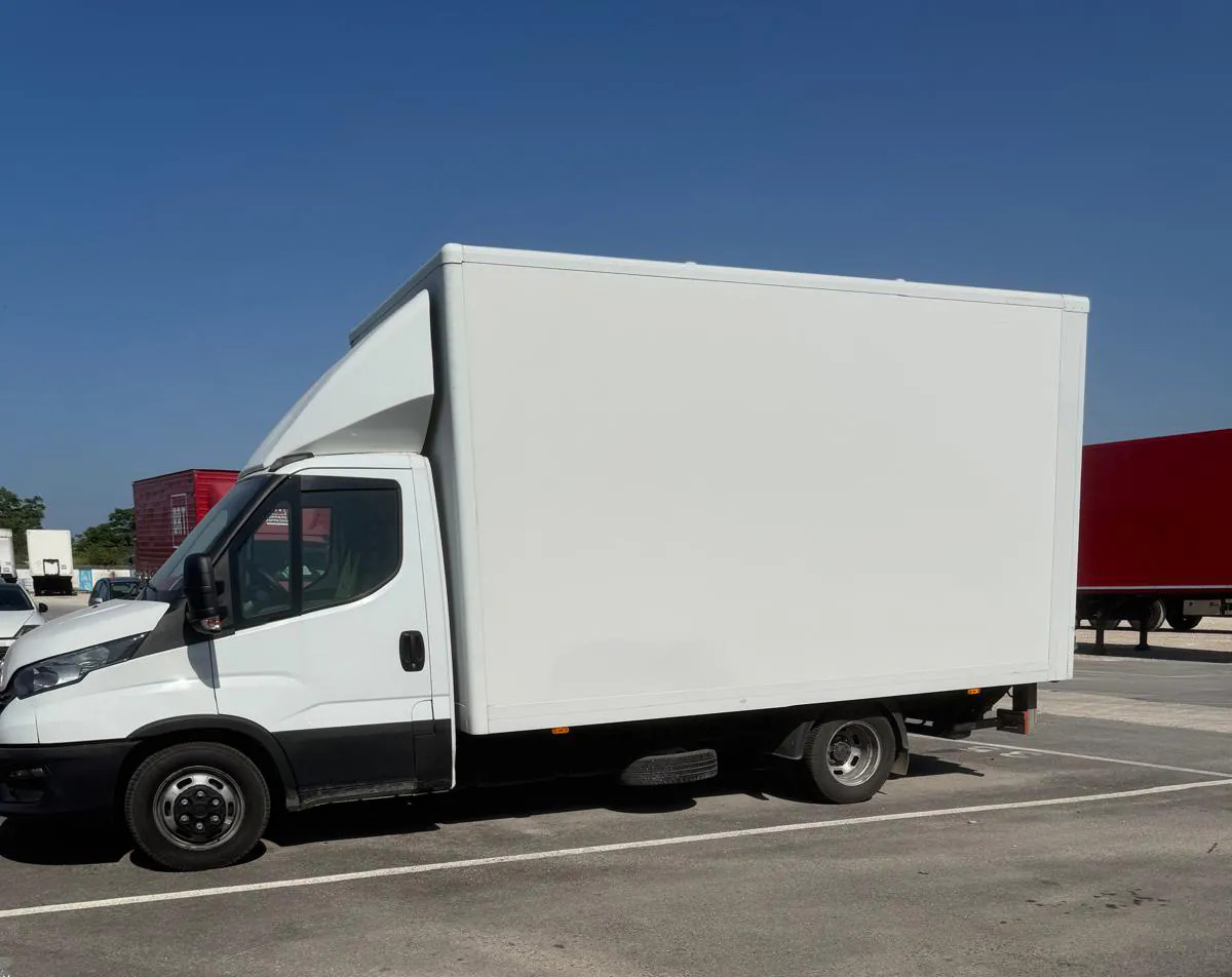 IVECO DAILY 35C14 - Fourgon grand volume: photos 1 IVECO DAILY 35C14 - Fourgon grand volume: photos 1