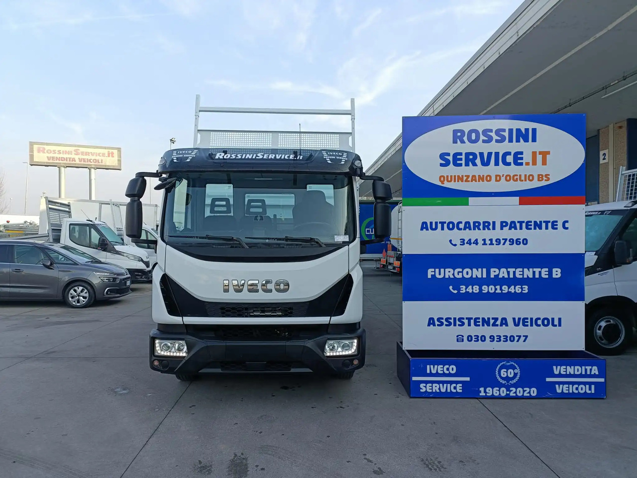 IVECO EUROCARGO 80E22K - Camion benne: photos 2 IVECO EUROCARGO 80E22K - Camion benne: photos 2