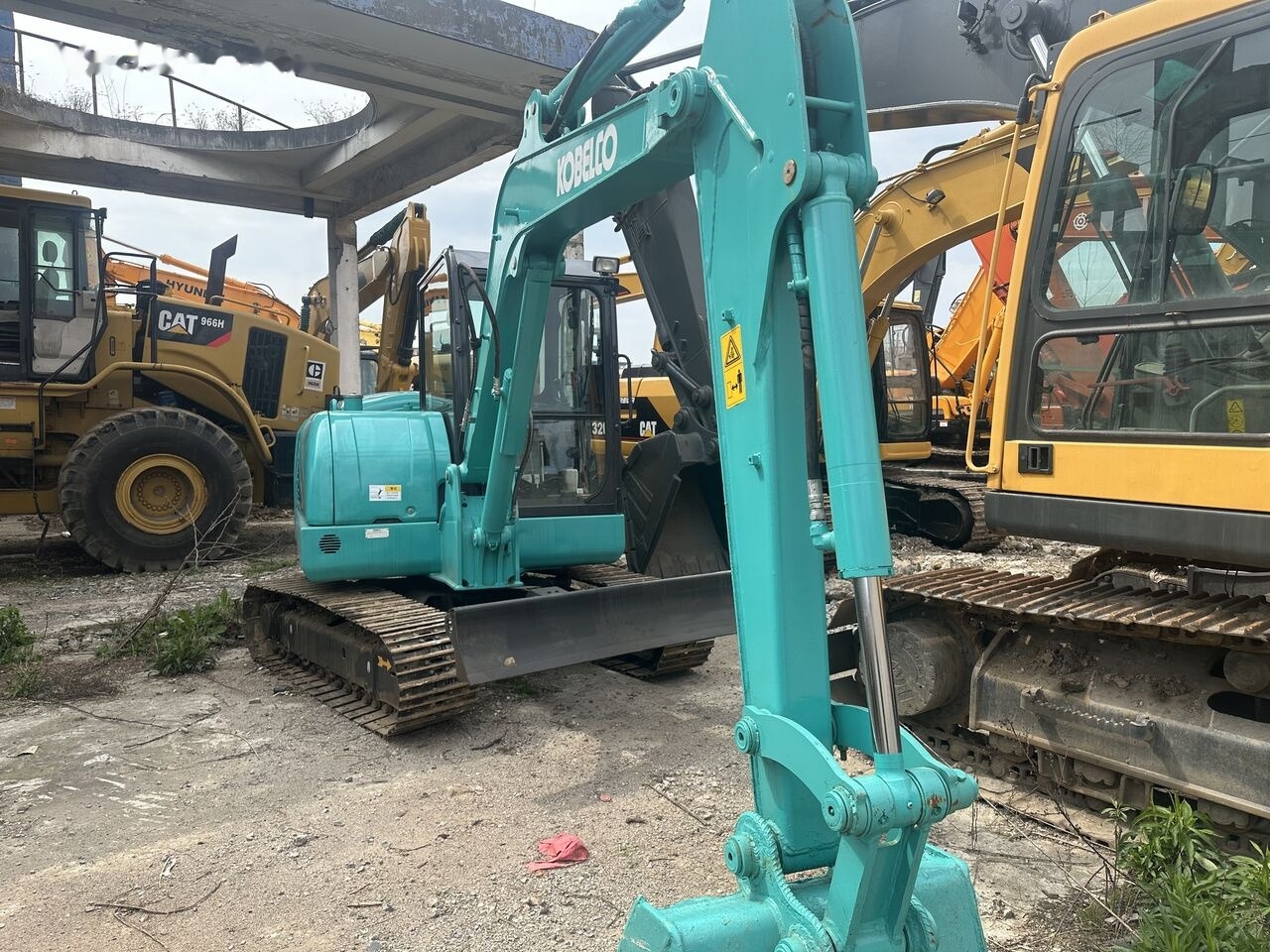 Mini pelle Kobelco SK60: photos 6
