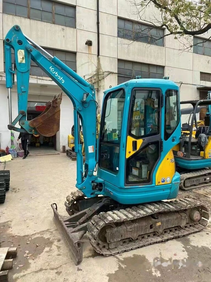 Kubota U25 - Mini pelle: photos 2 Kubota U25 - Mini pelle: photos 2