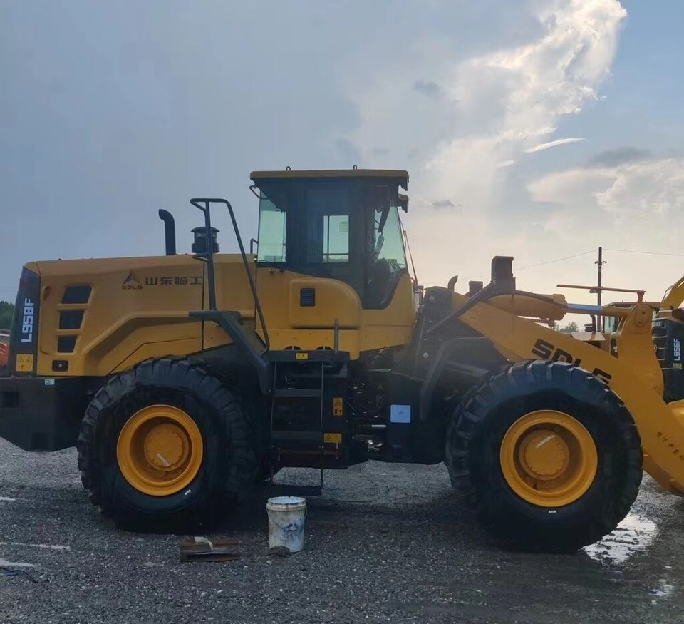 SDLG L958F - Chargeuse sur pneus: photos 4 SDLG L958F - Chargeuse sur pneus: photos 4