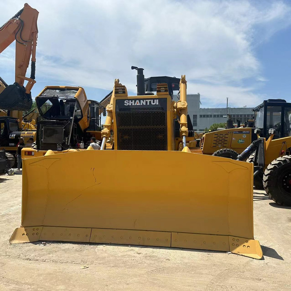 Shantui SD32 - Bulldozer: photos 2 Shantui SD32 - Bulldozer: photos 2