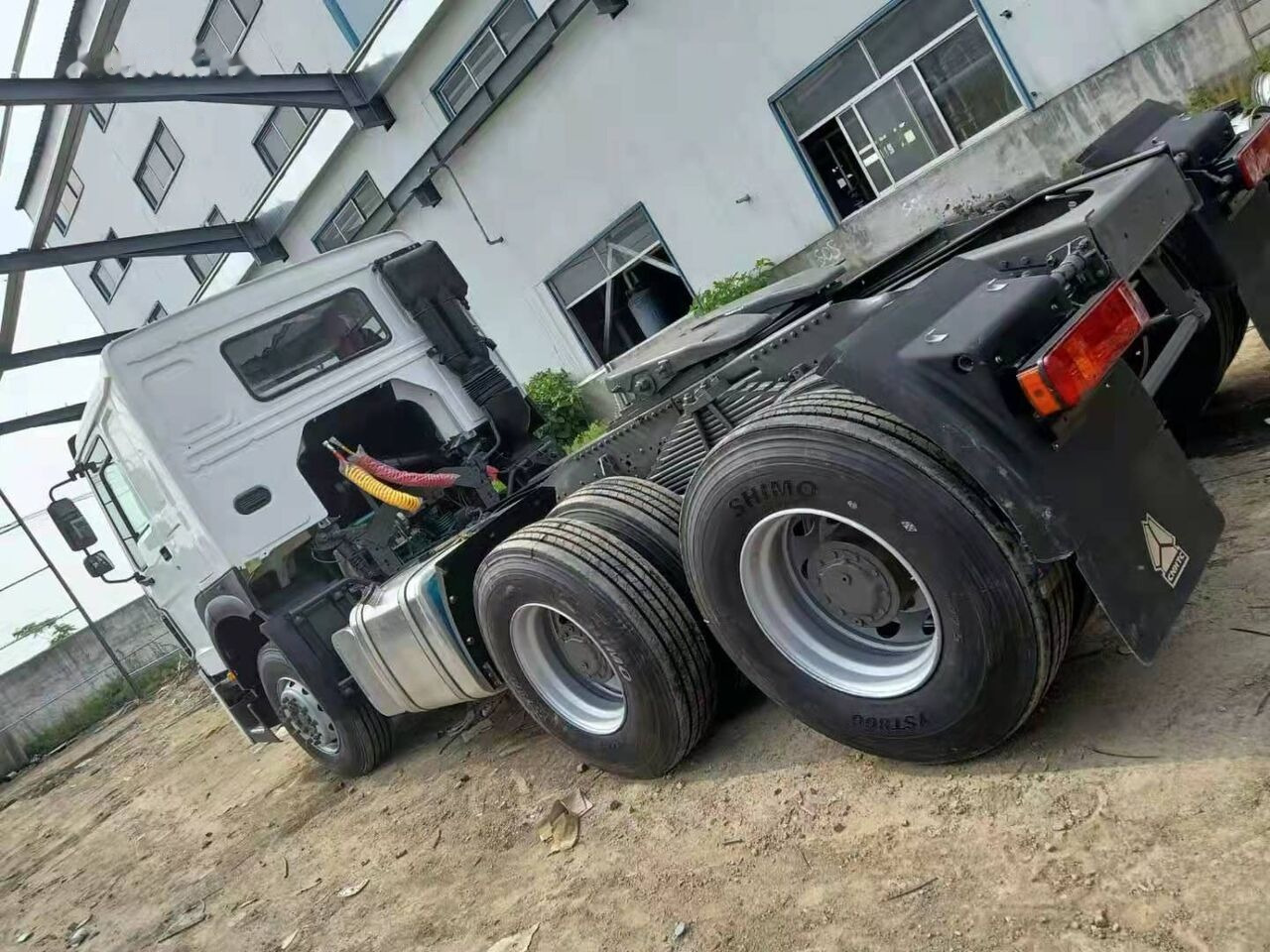 Howo 371 - Tracteur routier: photos 5 Howo 371 - Tracteur routier: photos 5