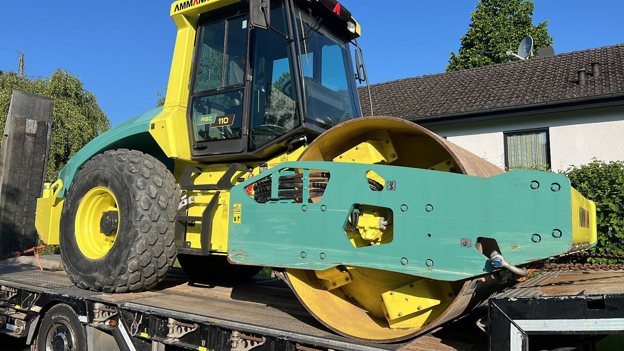 Ammann ASC 110 - Compacteur à pieds de mouton/ Monocylindre: photos 1 Ammann ASC 110 - Compacteur à pieds de mouton/ Monocylindre: photos 1