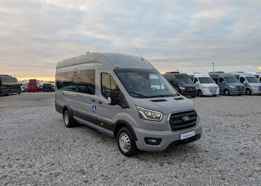 Ford Transit - Minibus, Transport de personnes: photos 1 Ford Transit - Minibus, Transport de personnes: photos 1
