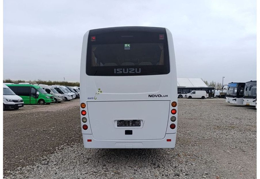 Isuzu Novolux - Bus interurbain: photos 4 Isuzu Novolux - Bus interurbain: photos 4