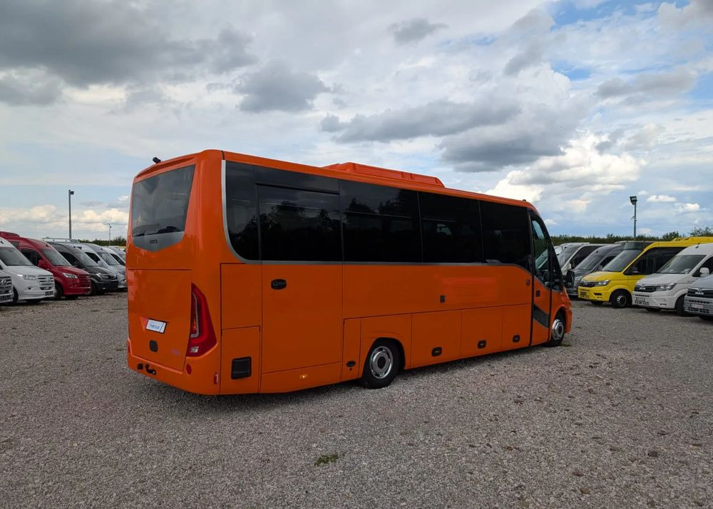 Iveco Daily - Autocar: photos 5 Iveco Daily - Autocar: photos 5