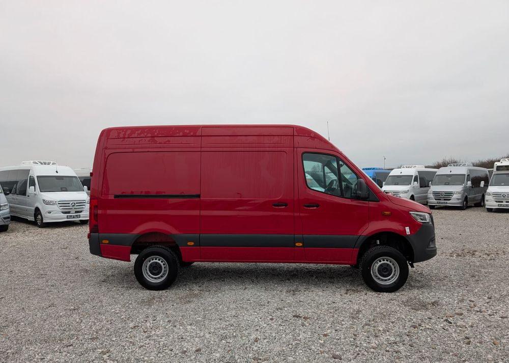 Mercedes-Benz Sprinter 319 - Fourgon utilitaire: photos 3 Mercedes-Benz Sprinter 319 - Fourgon utilitaire: photos 3