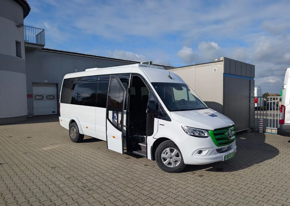 Mercedes-Benz eSprinter - Minibus, Bus électrique: photos 2 Mercedes-Benz eSprinter - Minibus, Bus électrique: photos 2