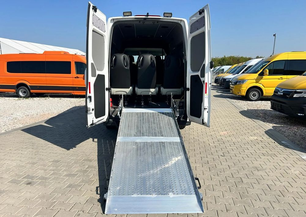 Volkswagen Inny - Minibus, Bus électrique: photos 5 Volkswagen Inny - Minibus, Bus électrique: photos 5