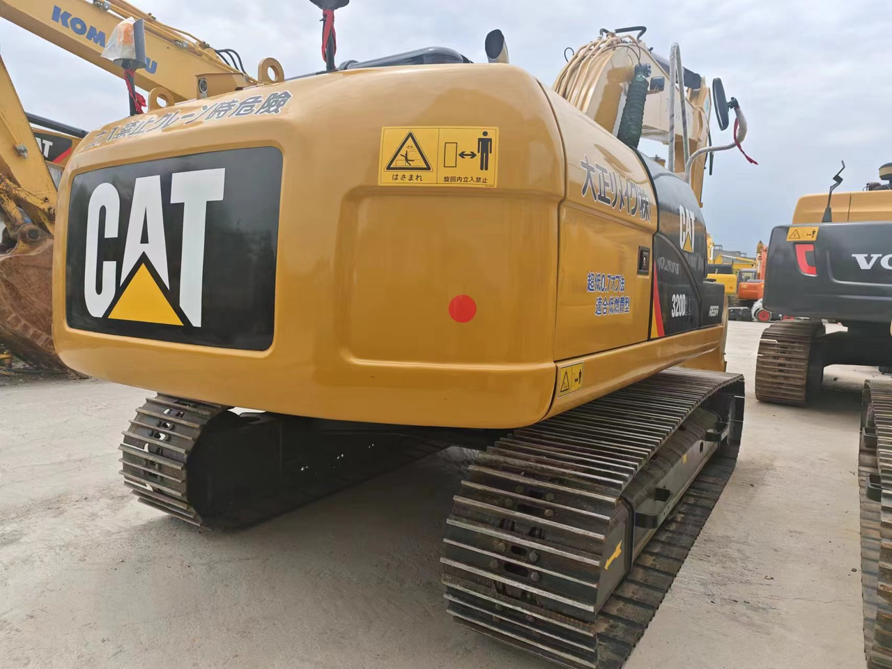 Crédit-bail de CATERPILLAR 320D CATERPILLAR 320D: photos 8