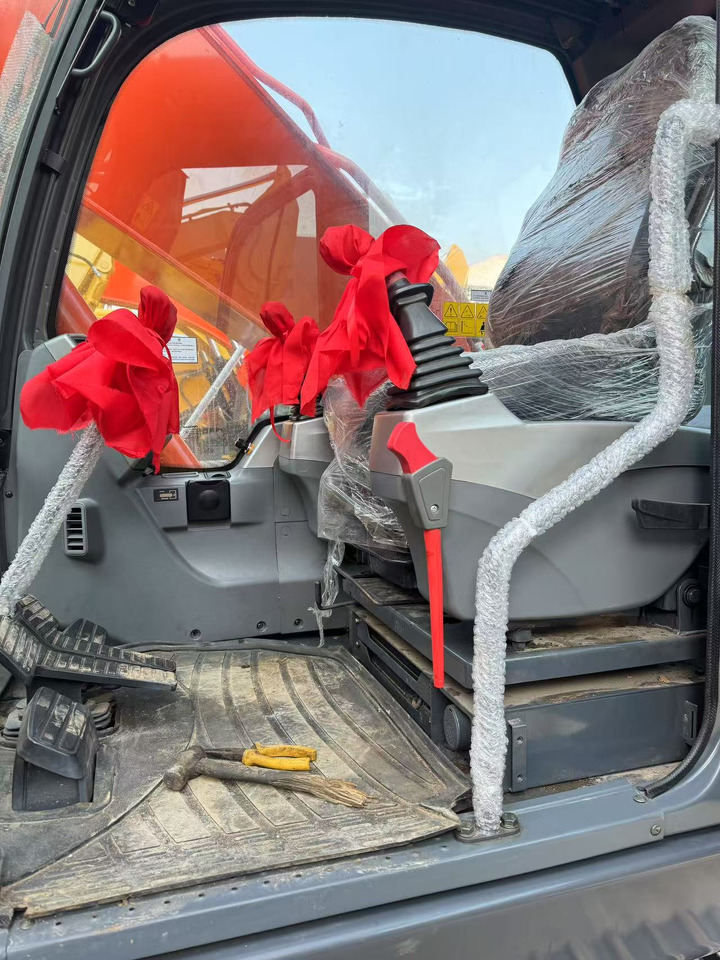 DOOSAN DX225 - Pelle sur chenille: photos 4 DOOSAN DX225 - Pelle sur chenille: photos 4