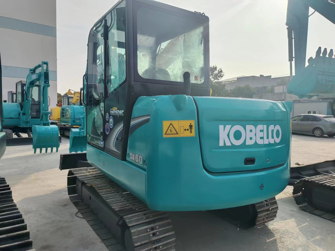 KOBELCO SK60-8 - Mini pelle: photos 1 KOBELCO SK60-8 - Mini pelle: photos 1