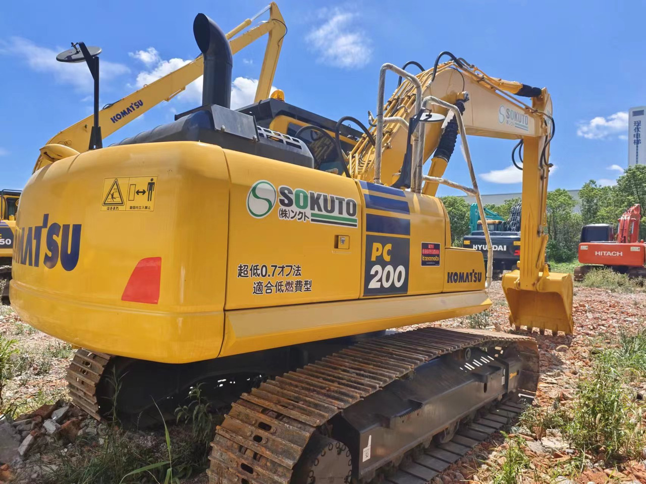 KOMATSU PC200-8N1 surplus Japan PC55 PC60-7 PC200-7 PC200-8 - Pelle sur chenille: photos 3 KOMATSU PC200-8N1 surplus Japan PC55 PC60-7 PC200-7 PC200-8 - Pelle sur chenille: photos 3