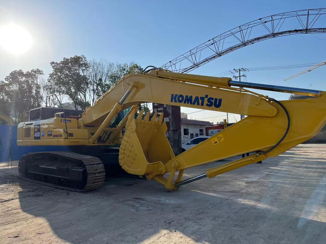 KOMATSU PC400-8 - Pelle sur chenille: photos 3 KOMATSU PC400-8 - Pelle sur chenille: photos 3